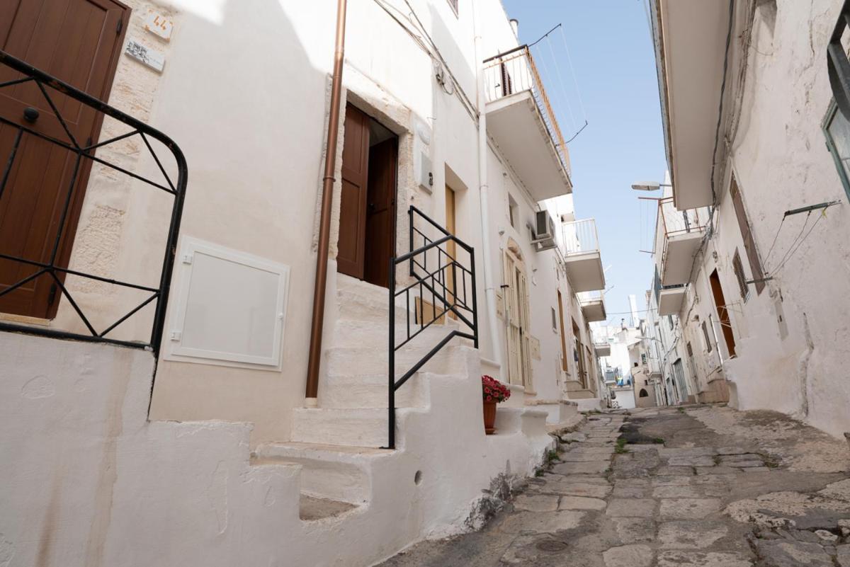 Casa Flanc - Charme Storico Nel Centro Di Ostuni Villa Exterior foto